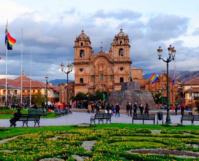 Plaza-de-Armas-Cusco-1080x675